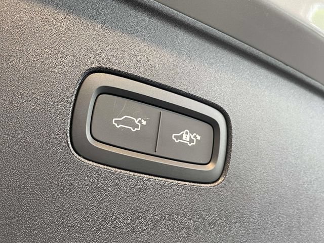 New 2026 Volvo EX90 Plus AWD/4WD image 21
