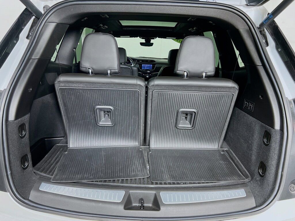 Used 2024 Cadillac XT6 Premium Luxury w/ Technology Package image 28