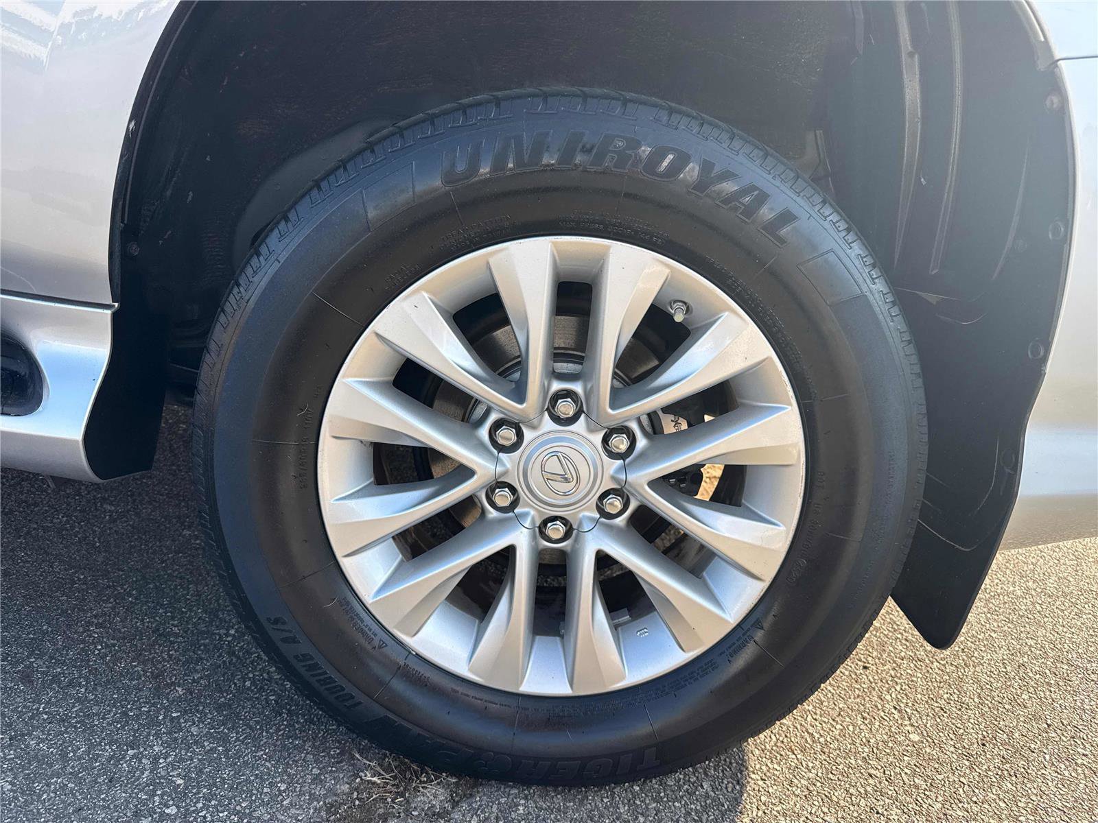 Used 2018 Lexus GX 460 Premium image 28