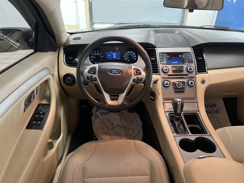 Used 2019 Ford Taurus SE FWD image 28