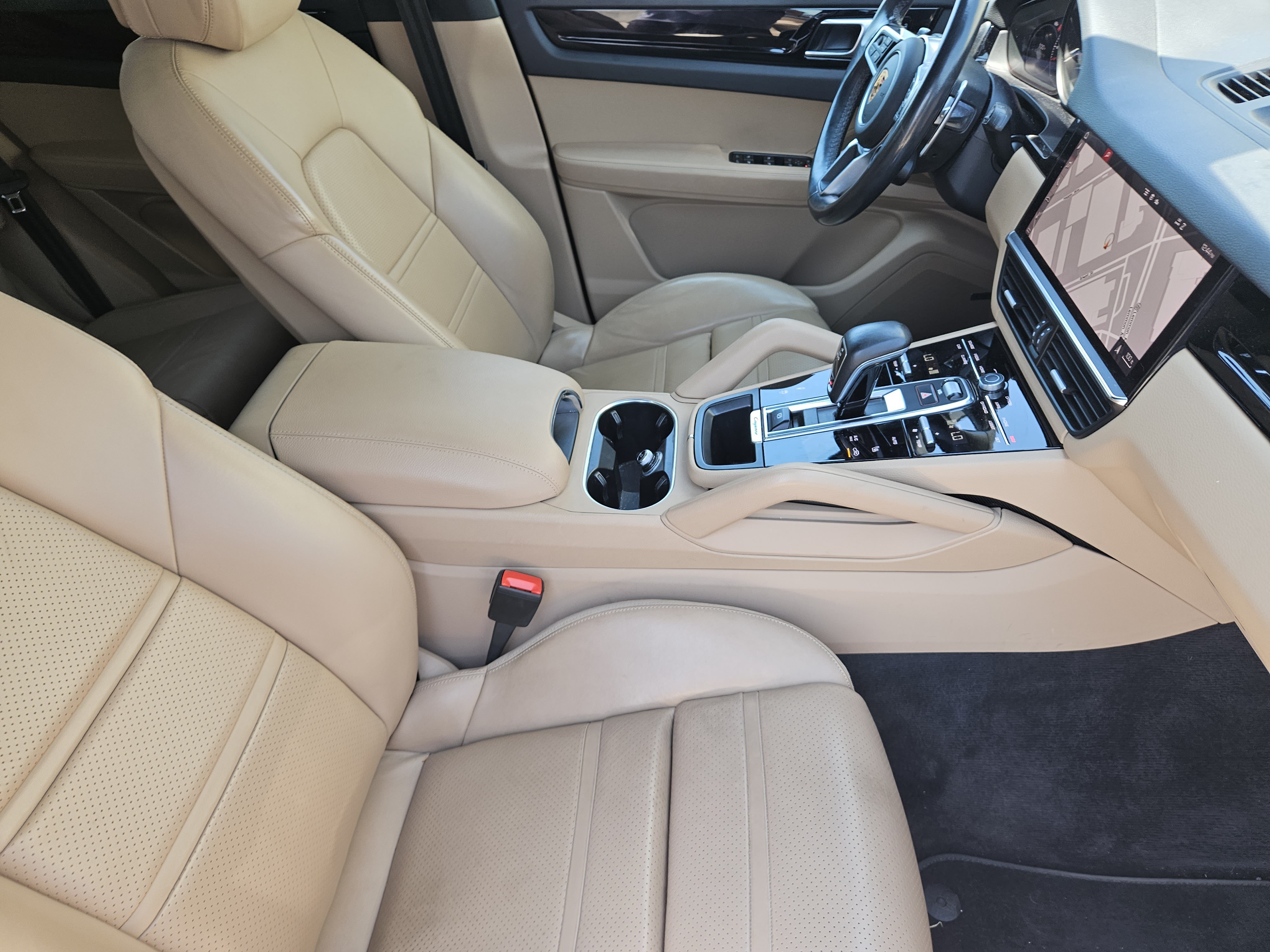 Certified 2021 Porsche Cayenne Coupe AWD/4WD image 15