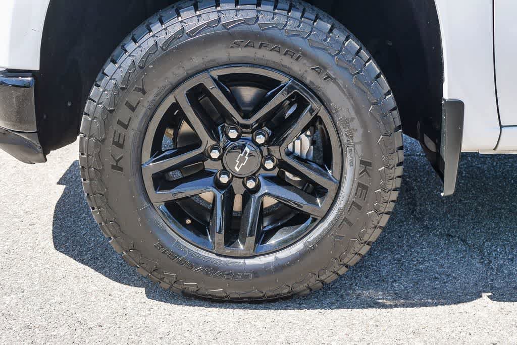 Used 2020 Chevrolet Silverado 1500 LT Trail Boss AWD/4WD image 9