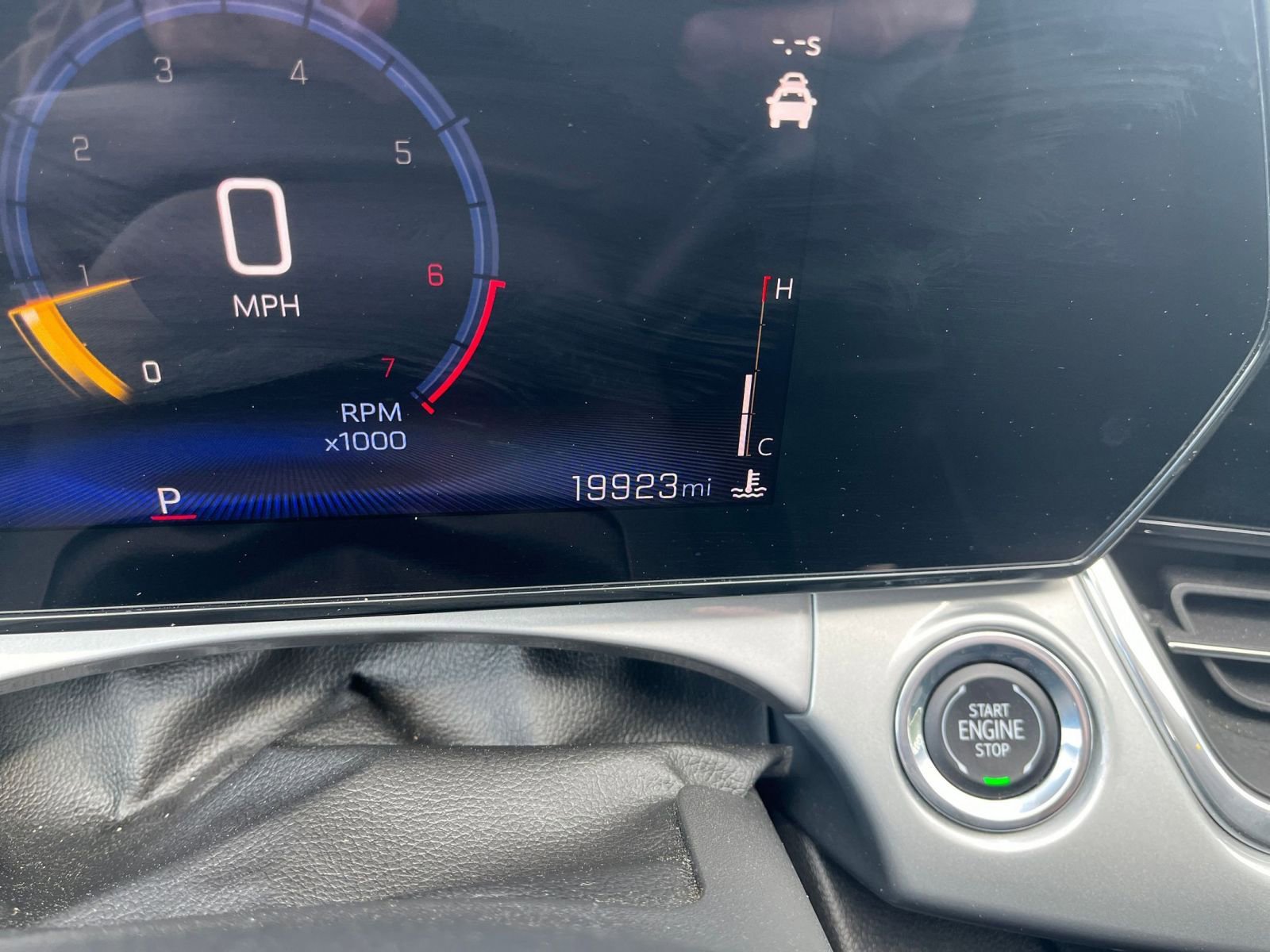 Used 2025 Chevrolet Trax LT w/ LT Convenience Package image 38