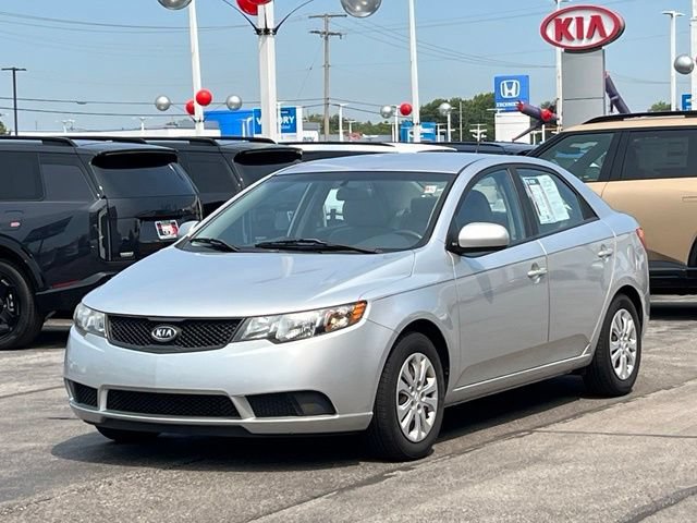 Used 2010 Kia Forte LX w/ Convenience Pkg FWD image 5