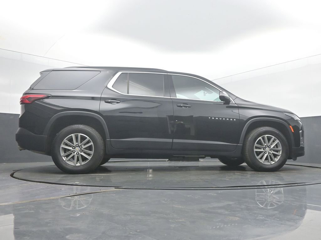 Used 2023 Chevrolet Traverse LT image 54