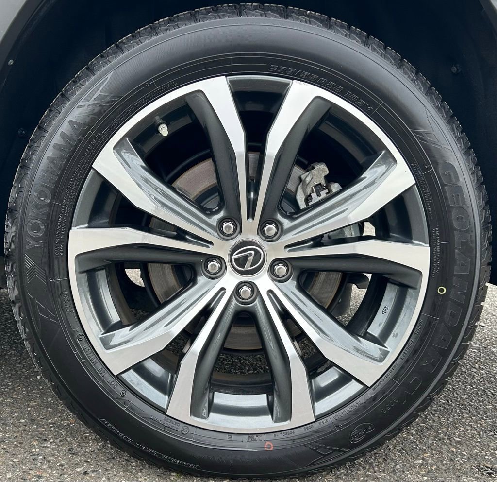 Used 2022 Lexus RX 450h AWD w/ Premium Package image 28