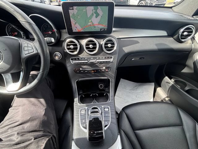Used 2019 Mercedes-Benz GLC 300 4MATIC Coupe image 22