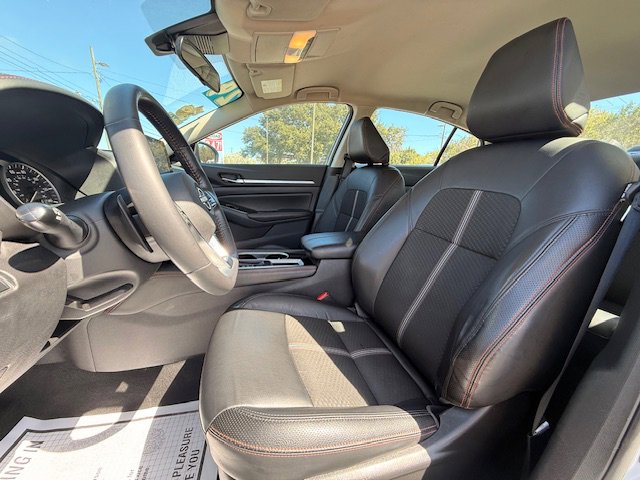Used 2024 Nissan Altima 2.5 SR image 6