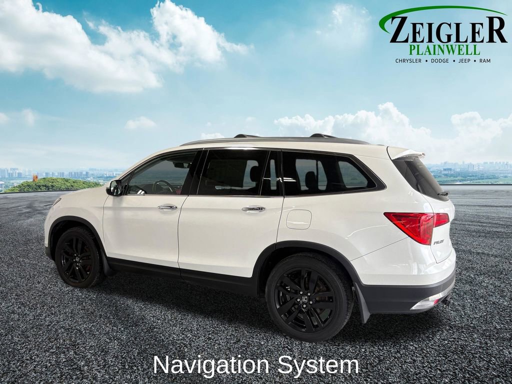 Used 2018 Honda Pilot Touring video 3