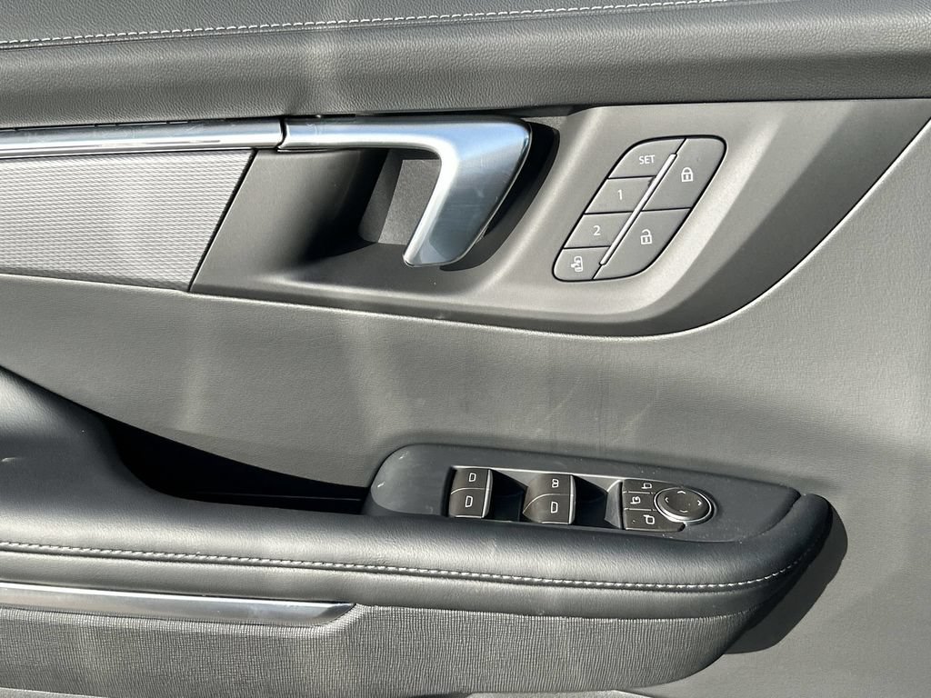 New 2026 Buick Enclave Sport Touring w/ Power Package FWD image 24