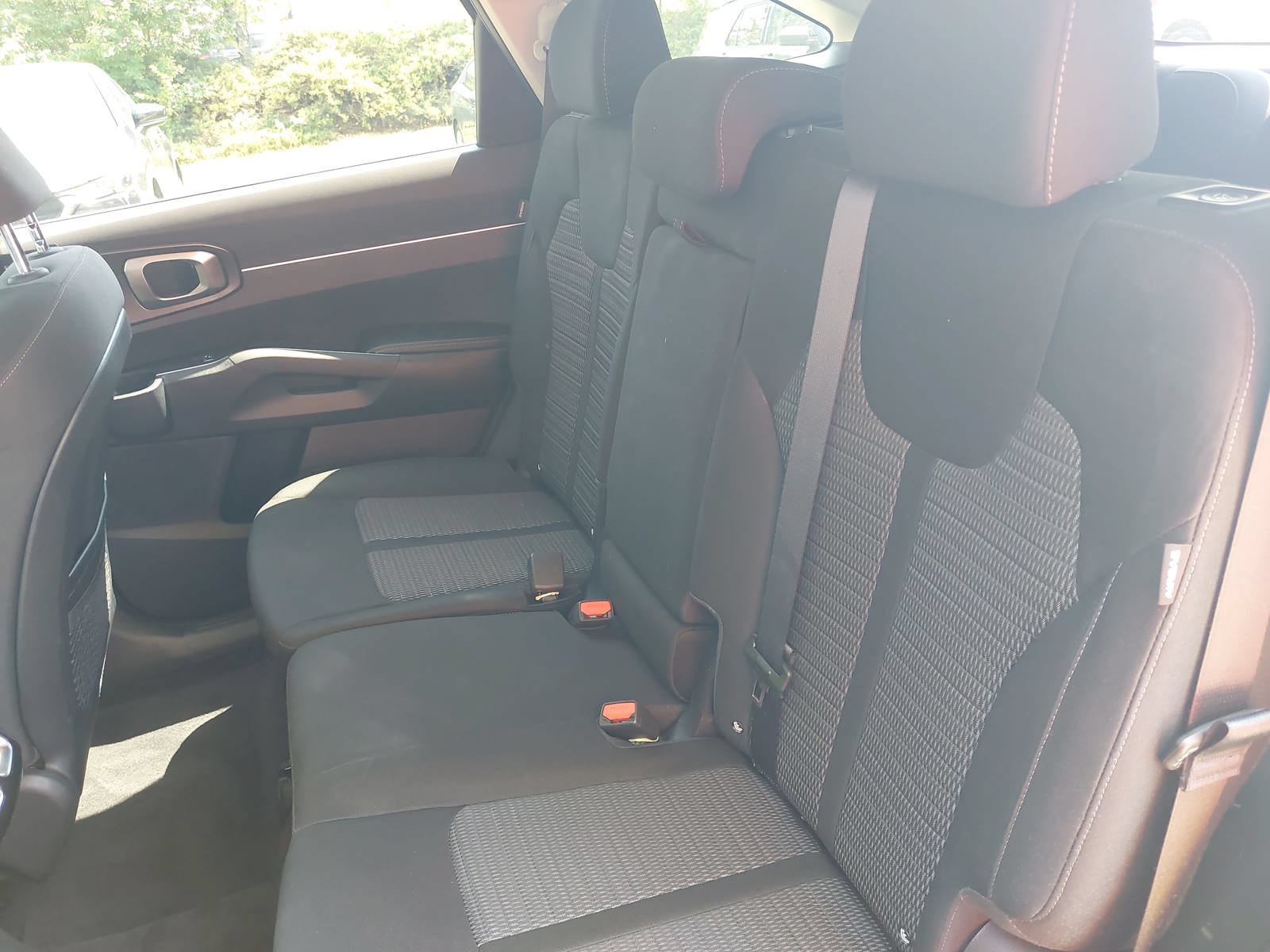 New 2026 Kia Sorento LX FWD image 14