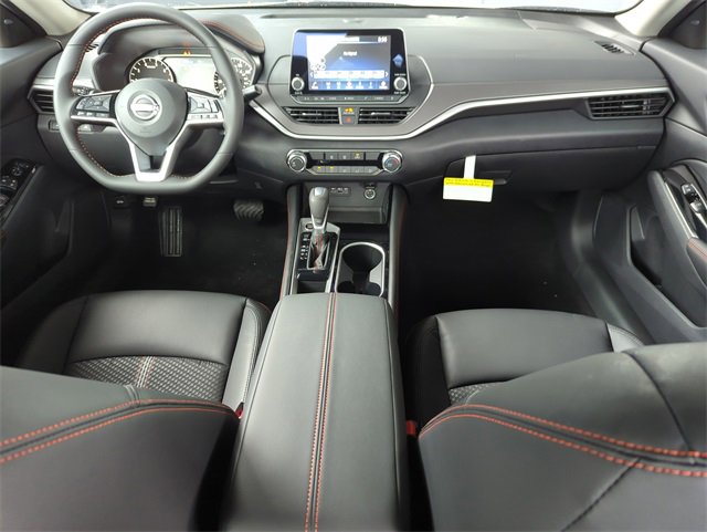 New 2025 Nissan Altima 2.5 SR image 17