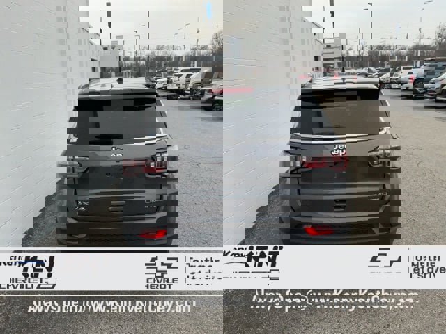 Used 2022 Jeep Compass Limited image 6