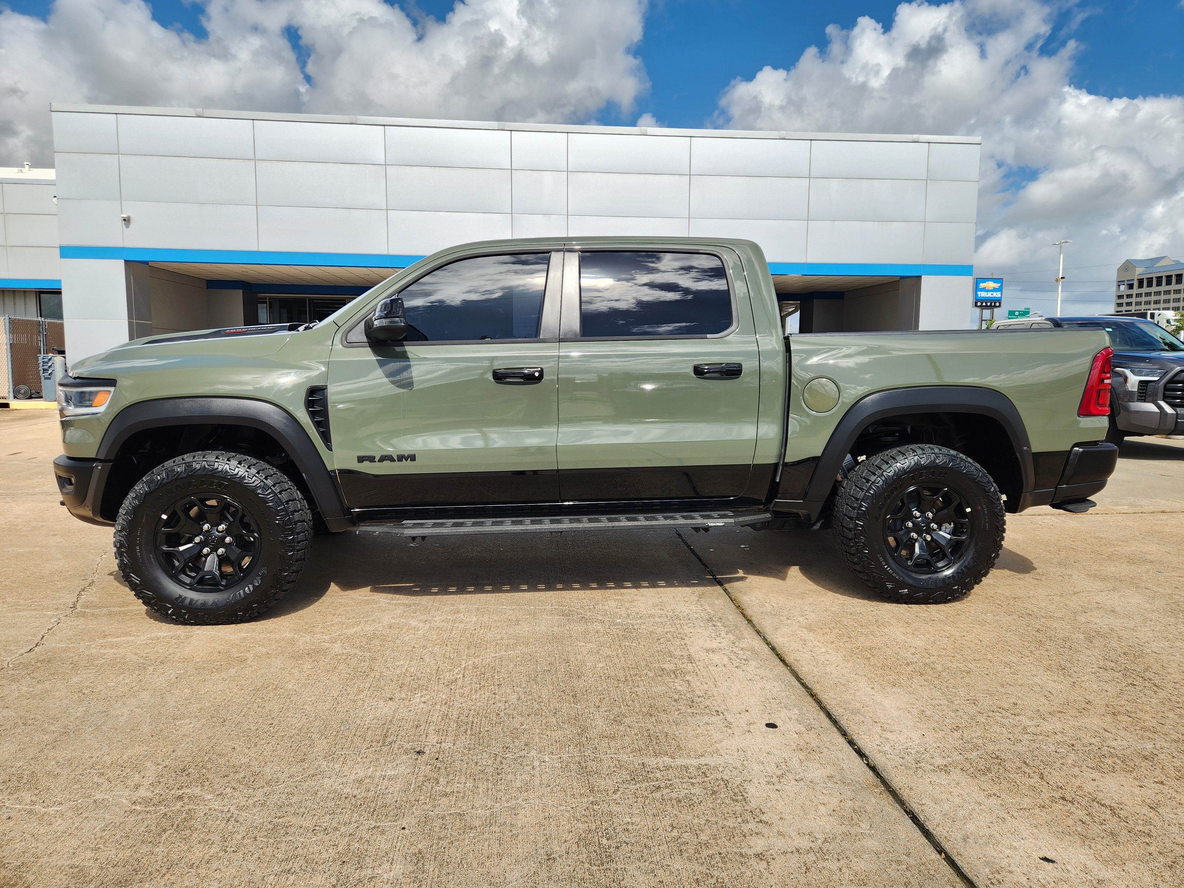 Used 2026 RAM 1500 RHO w/ Bed Utility Group AWD/4WD image 5