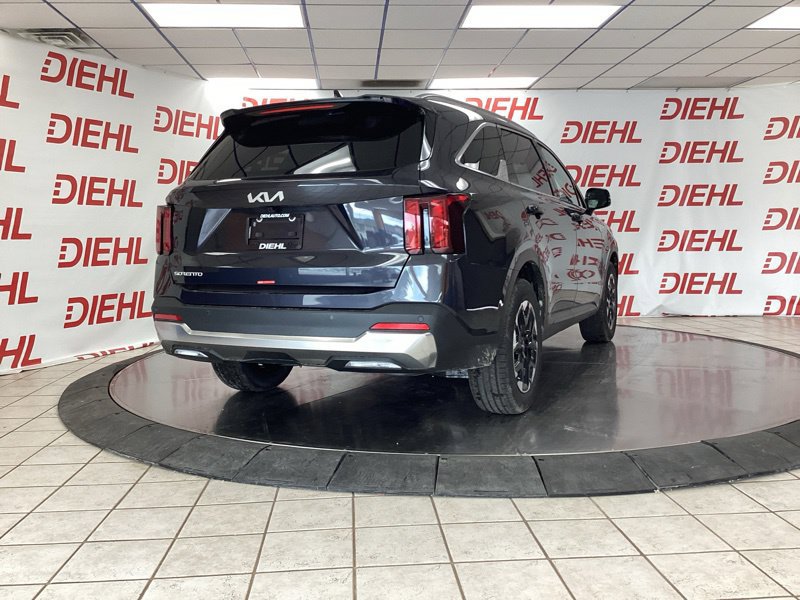 New 2026 Kia Sorento S w/ S Panoramic Sunroof Package FWD image 6
