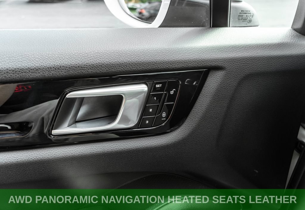 Used 2019 Porsche Cayenne AWD/4WD image 16