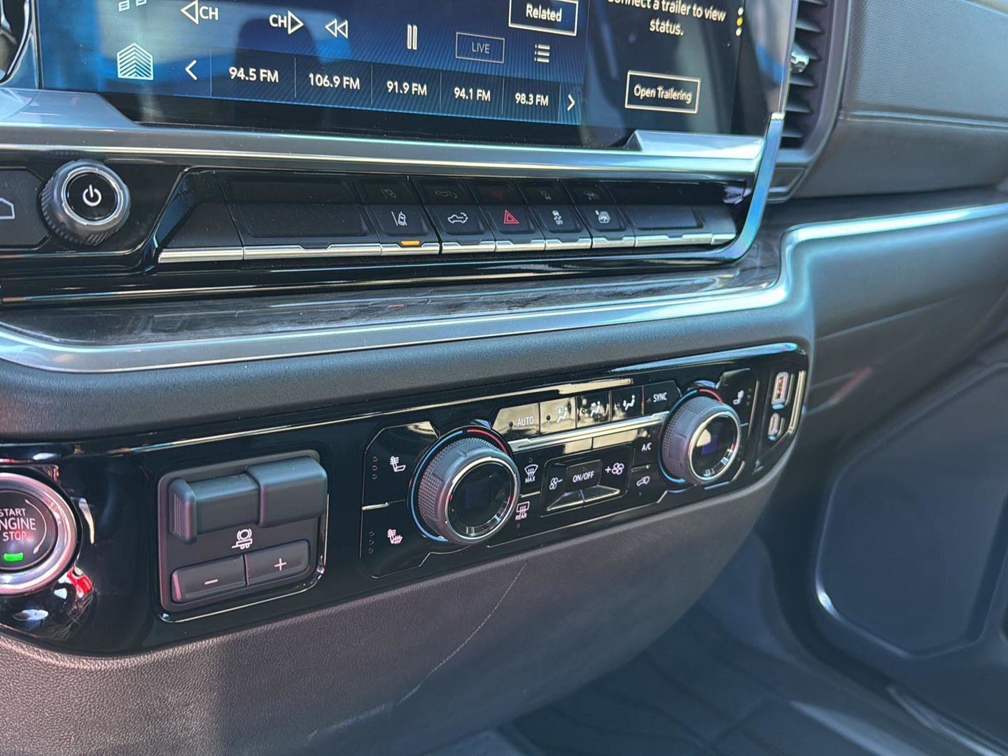 Used 2024 Chevrolet Silverado 2500 LTZ image 22