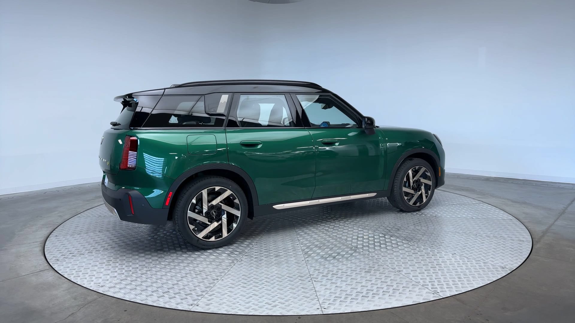 Used 2025 MINI Cooper Countryman SE AWD/4WD image 8