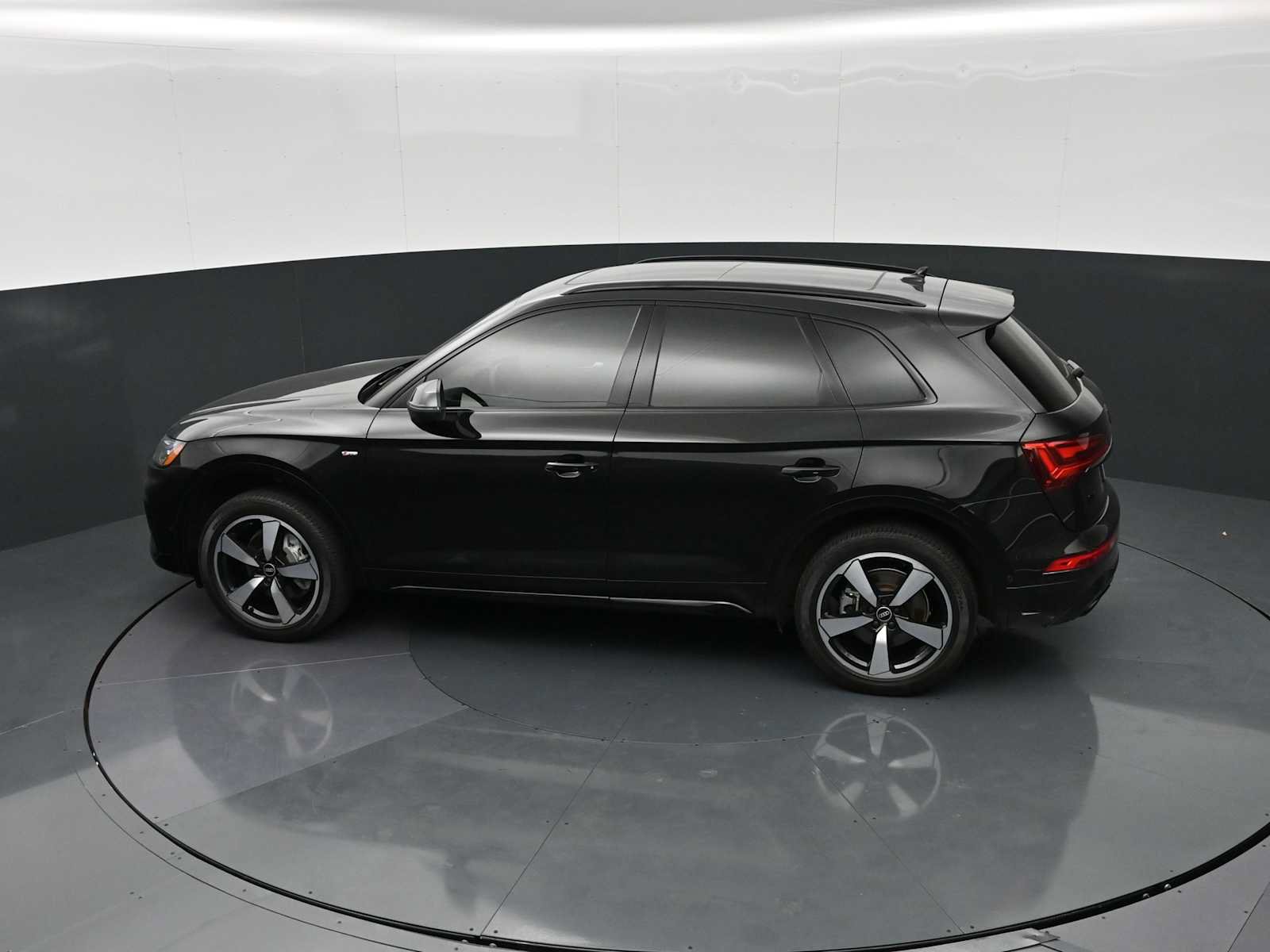 Used 2022 Audi Q5 2.0T Prestige AWD/4WD image 24