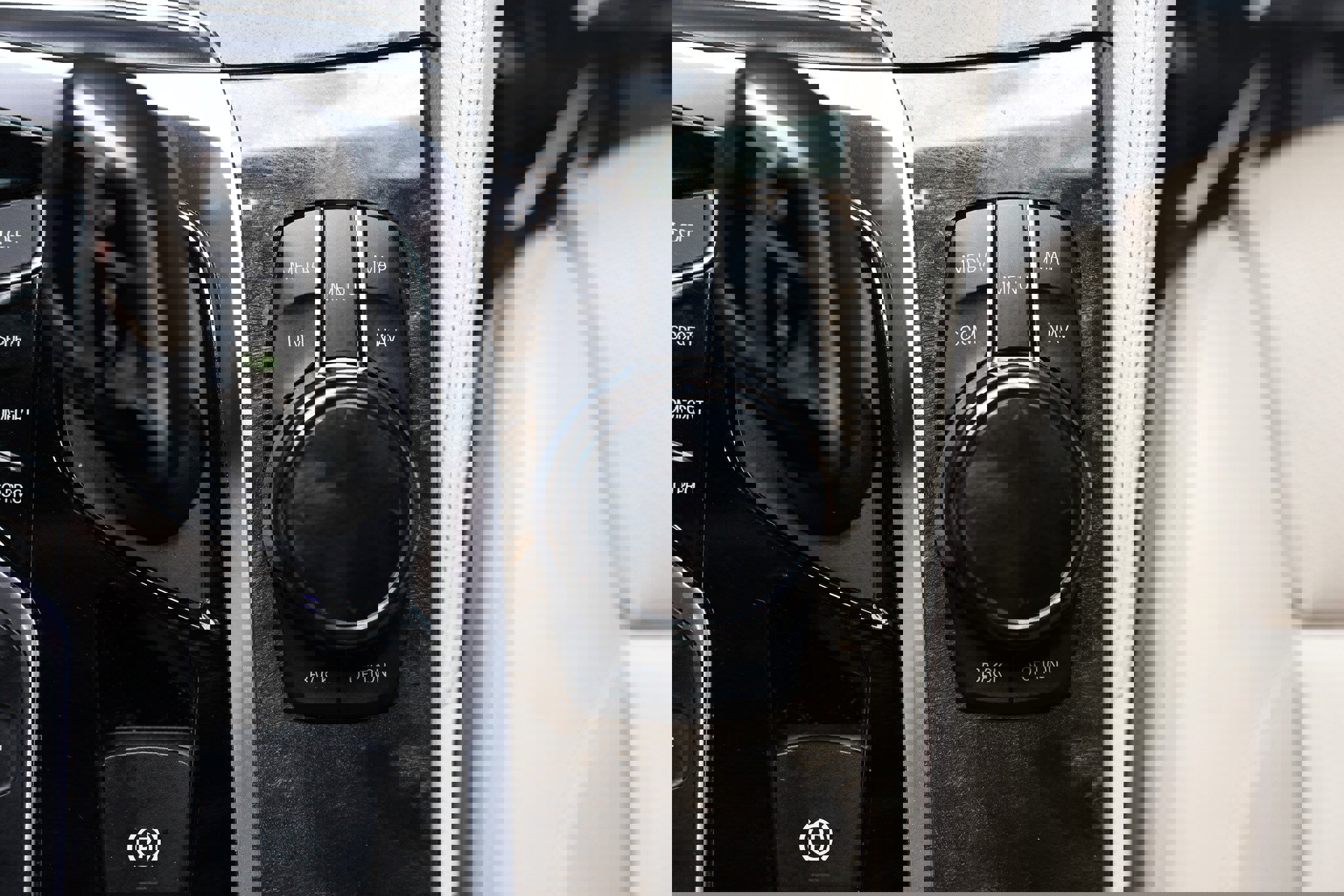 Used 2018 BMW M550i xDrive image 53