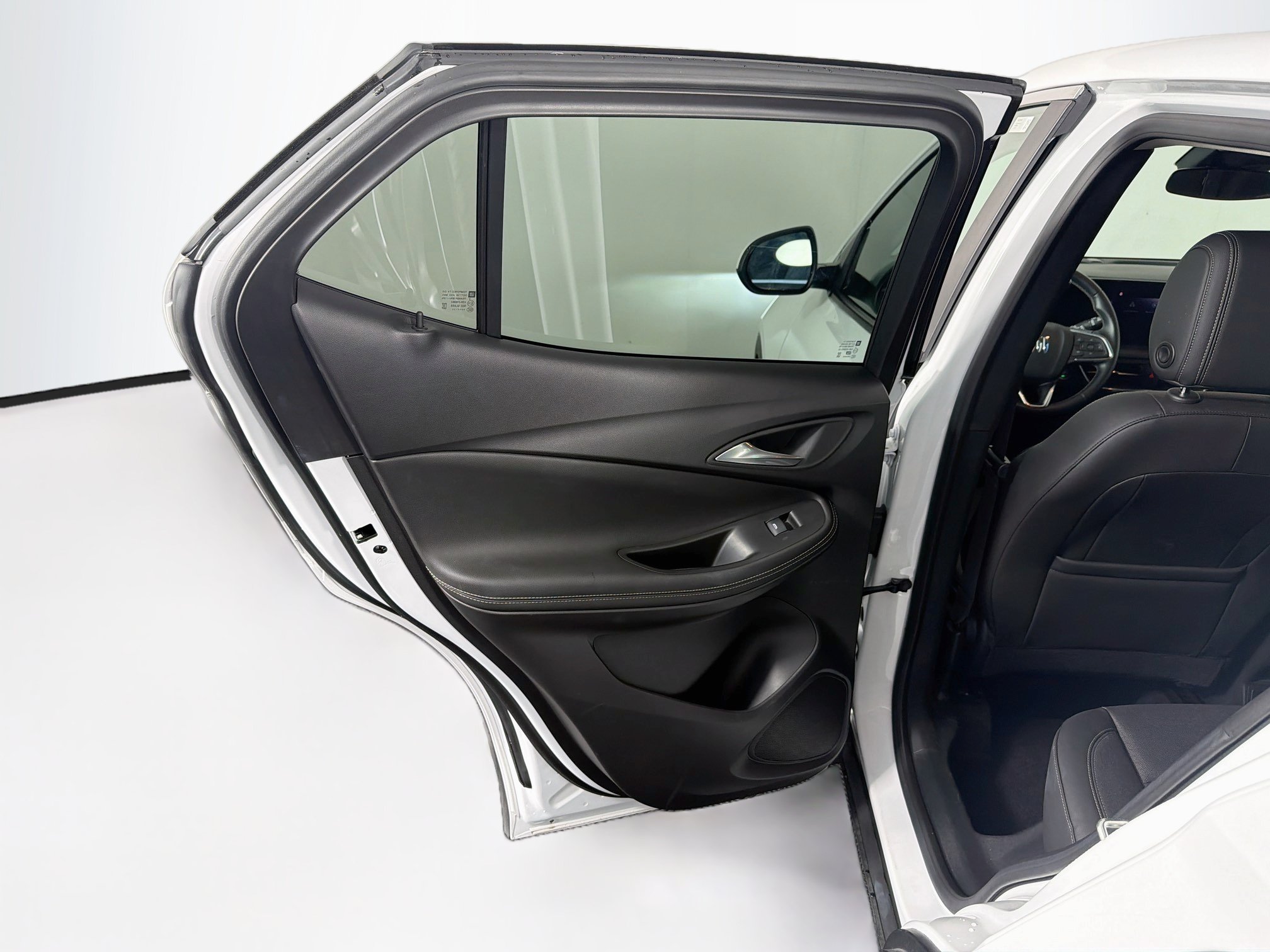 Used 2025 Buick Encore GX Preferred FWD image 27