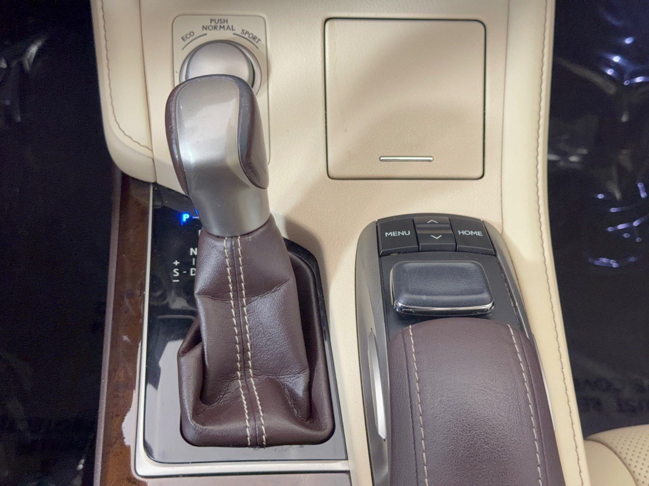 Used 2016 Lexus ES 350 w/ Luxury Package w/Wood Trim FWD image 21