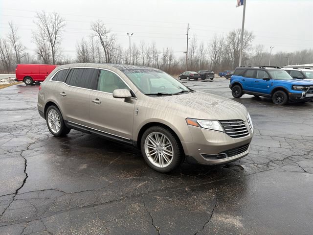 Used 2019 Lincoln MKT AWD image 11