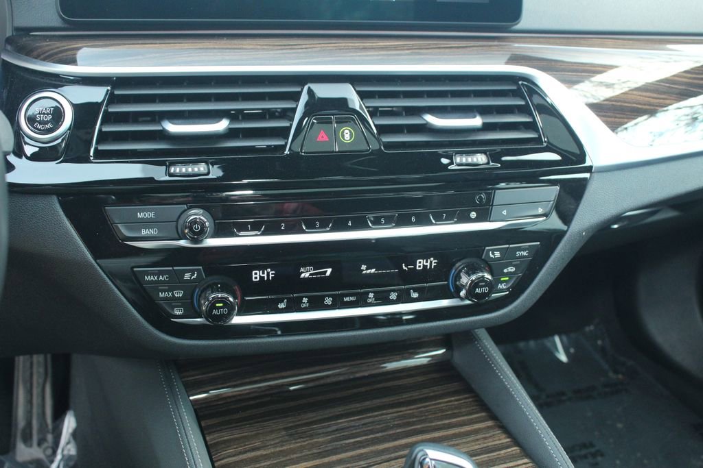 Certified 2023 BMW 540i xDrive w/ Executive Package image 16