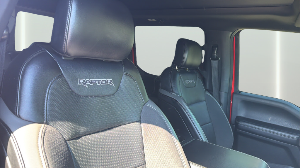 Used 2020 Ford F150 Raptor w/ Equipment Group 802A Luxury AWD/4WD image 27