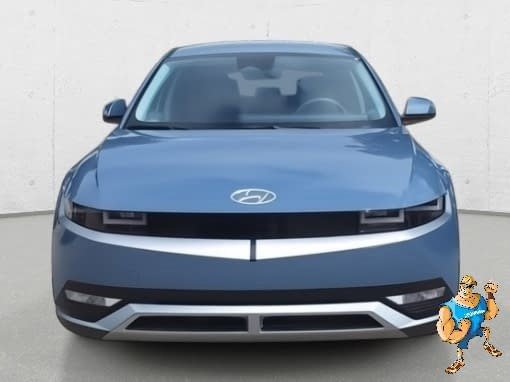 Used 2024 Hyundai Ioniq 5 SE image 2