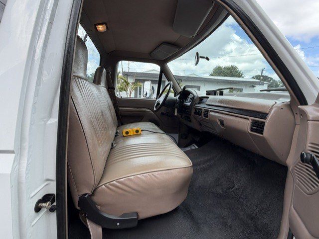 Used 1997 Ford F450 2WD Regular Cab Super Duty image 14