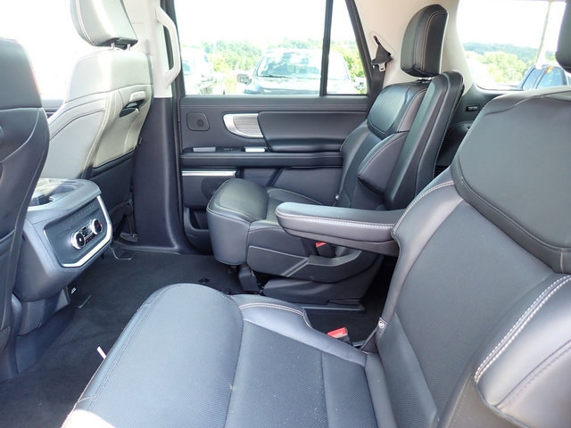 Used 2025 Ford Expedition Max Platinum w/ Driver's Package AWD/4WD image 20