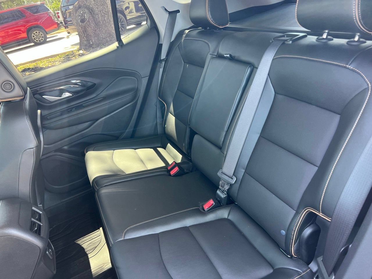 Certified 2024 GMC Terrain AT4 w/ Infotainment Package II AWD/4WD image 24