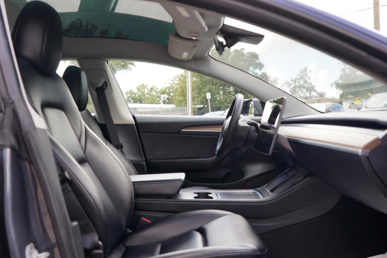 Used 2023 Tesla Model 3 Standard Range RWD image 9