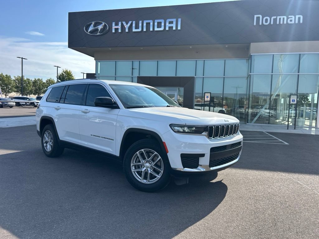 Used 2021 Jeep Grand Cherokee L Laredo w/ Luxury Tech Group I RWD image 6