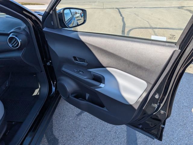 Used 2024 Nissan Kicks SR w/ SR Premium Package image 5