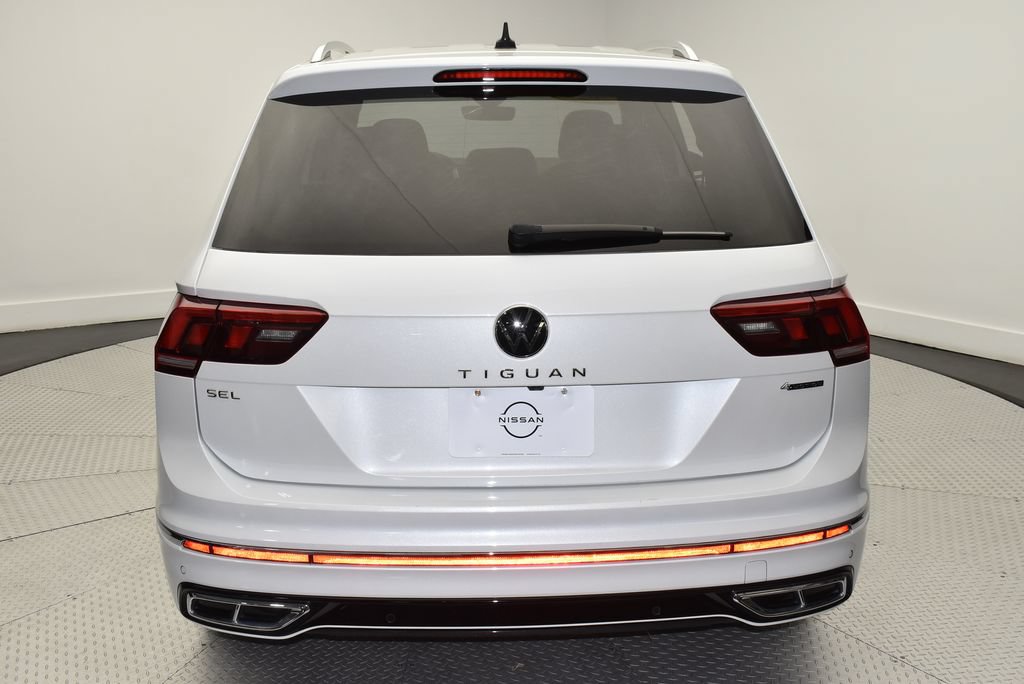 Used 2024 Volkswagen Tiguan SEL R-Line AWD/4WD image 6