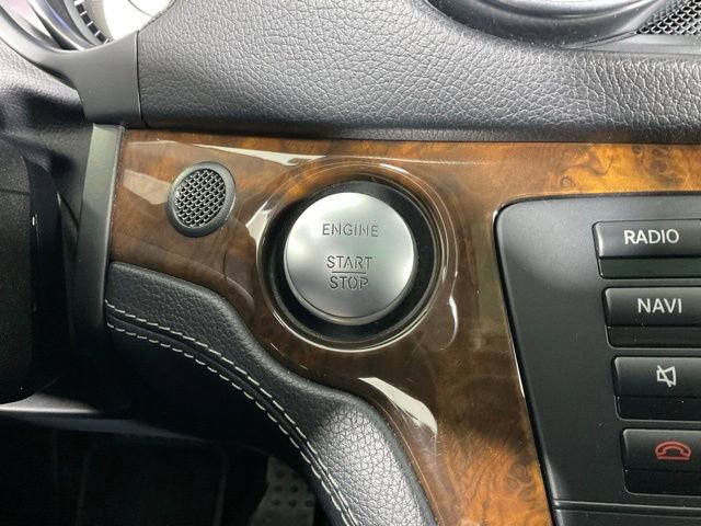 Used 2013 Mercedes-Benz SL 550 image 14