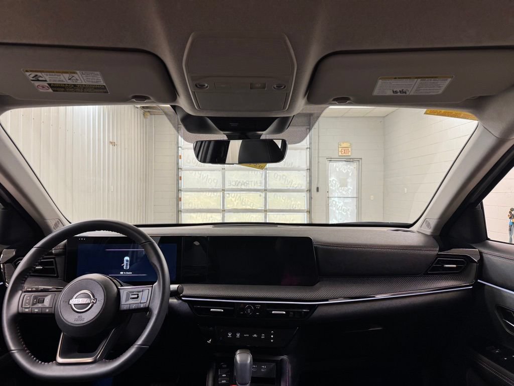 Used 2025 Nissan Kicks SR w/ Illumination Package AWD/4WD image 21