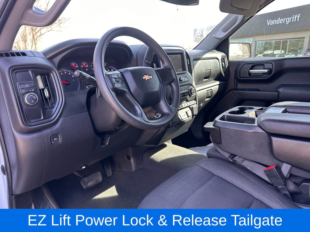 Used 2023 Chevrolet Silverado 1500 Custom image 19