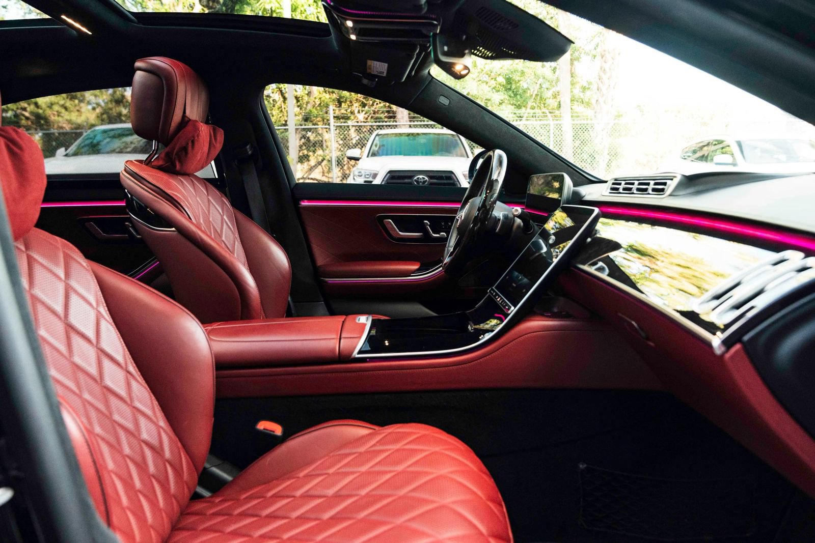 Used 2023 Mercedes-Benz S 500 4MATIC image 28