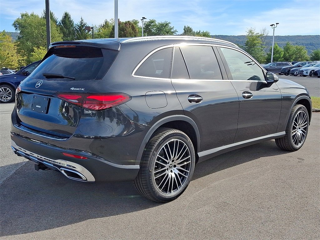New 2026 Mercedes-Benz GLC 300 4MATIC image 9