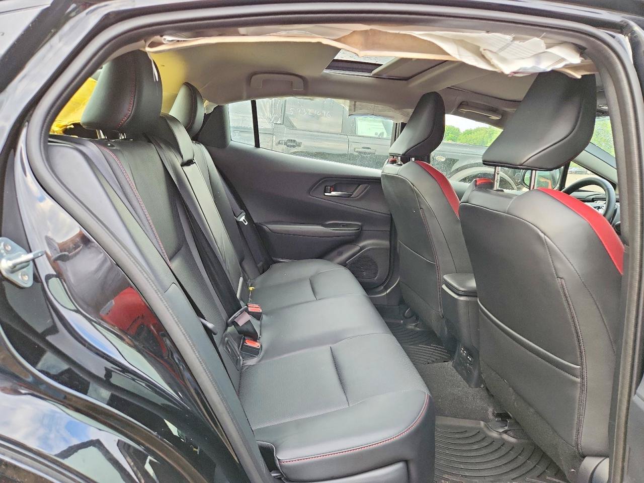 Used 2024 Toyota Prius Prime FWD image 7