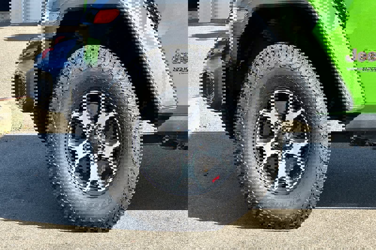 Used 2018 Jeep Wrangler Unlimited Rubicon image 32