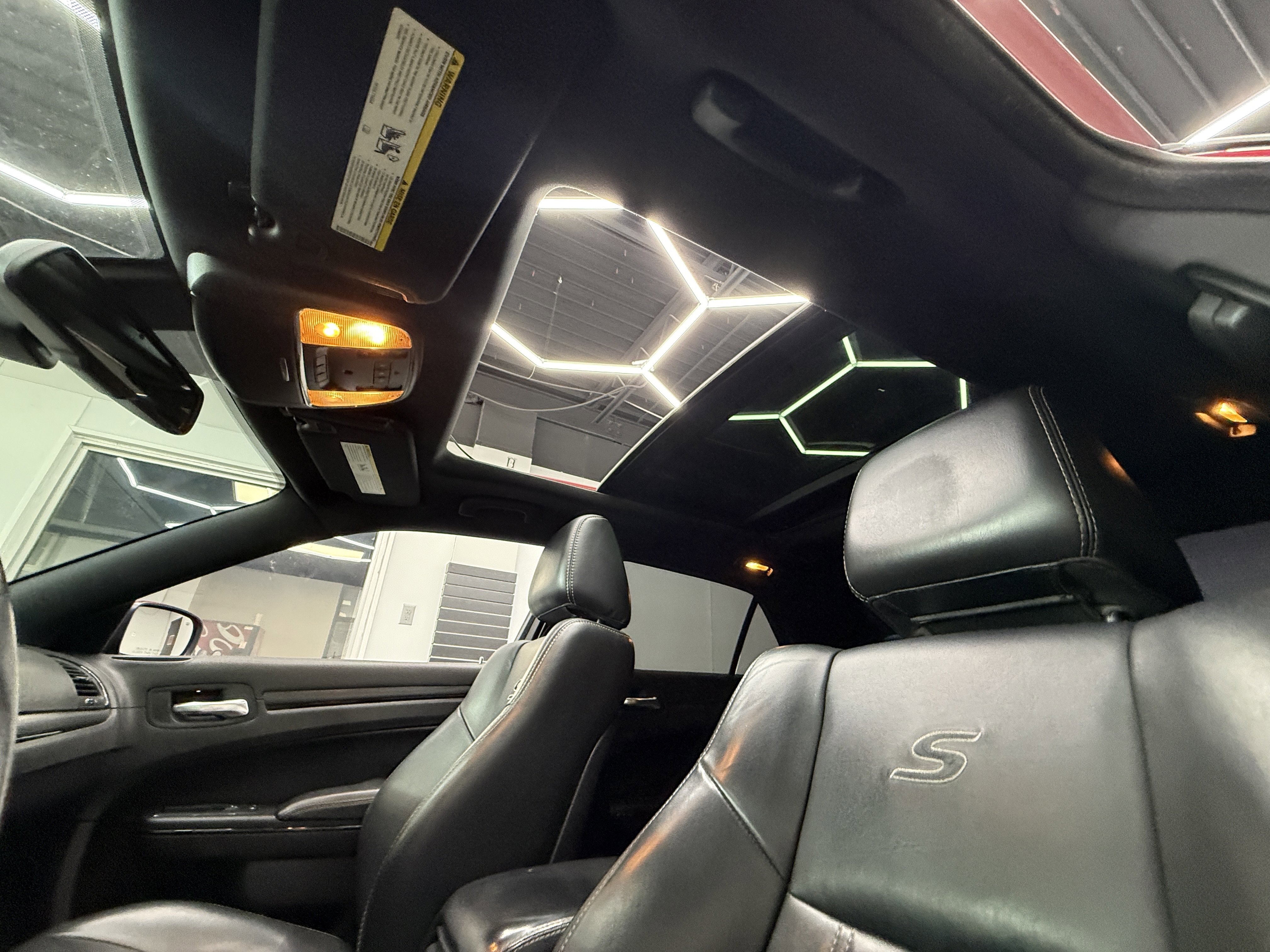 Used 2016 Chrysler 300 S image 16