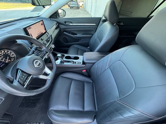 Used 2023 Nissan Altima 2.0 SR FWD image 29