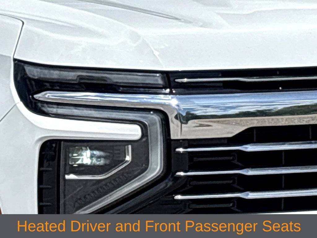 Used 2025 Chevrolet Suburban LT RWD image 18