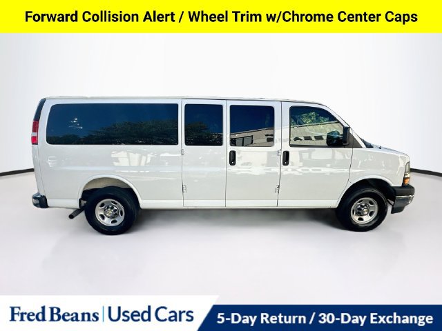 Used 2025 Chevrolet Express 3500 LT w/ LT Preferred Equipment Group RWD image 13