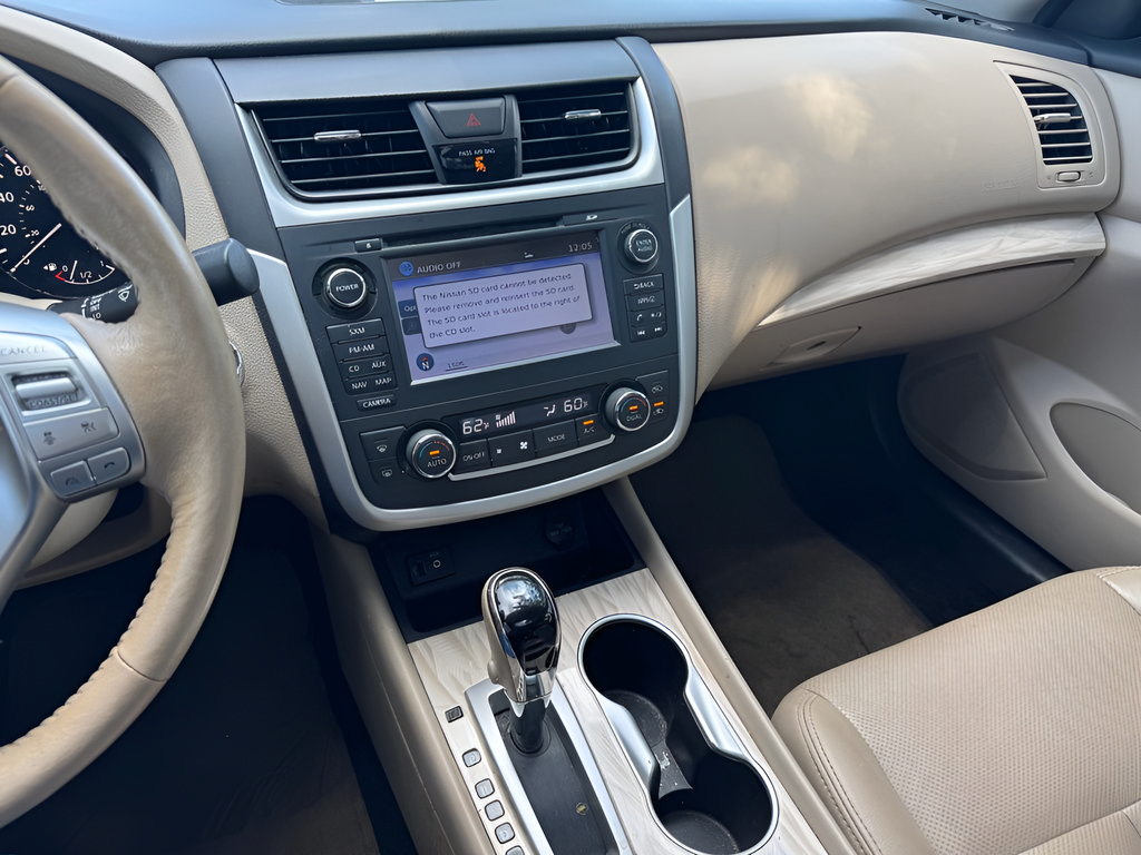 Used 2016 Nissan Altima 2.5 SL w/ 2.5 Technology w/LED Package FWD image 24