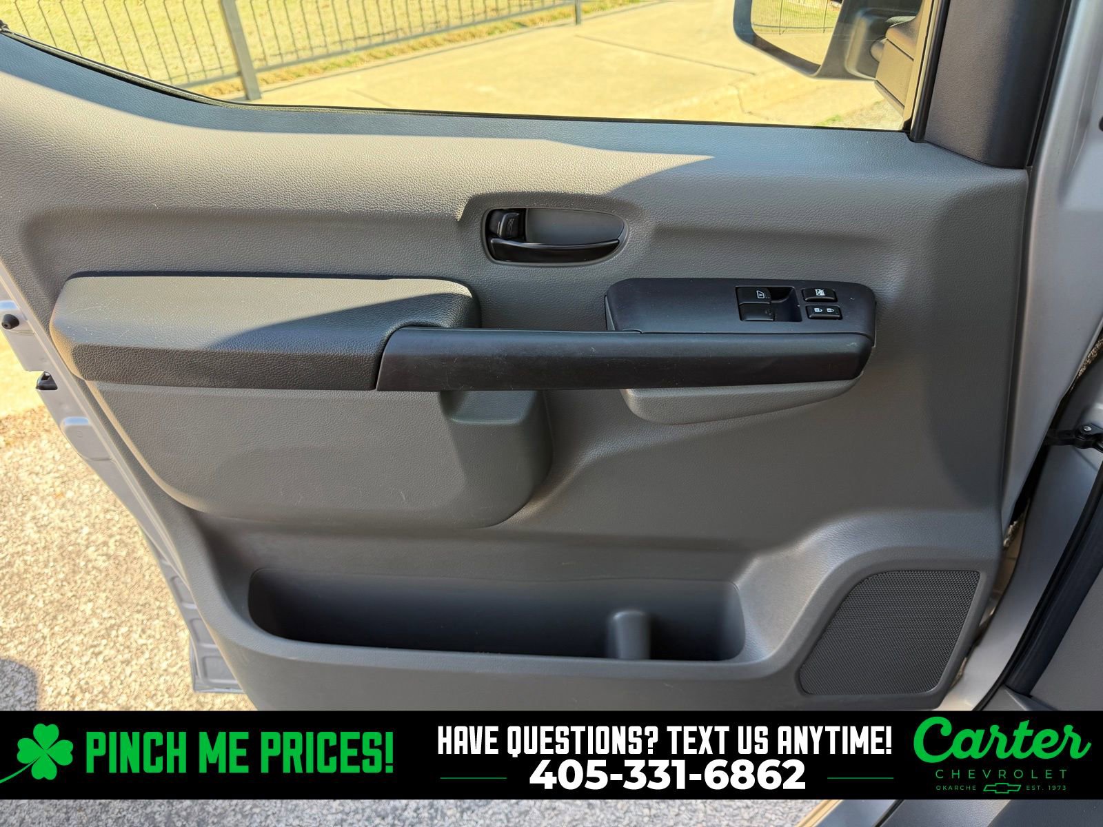 Used 2017 Nissan NV 3500 SL image 26